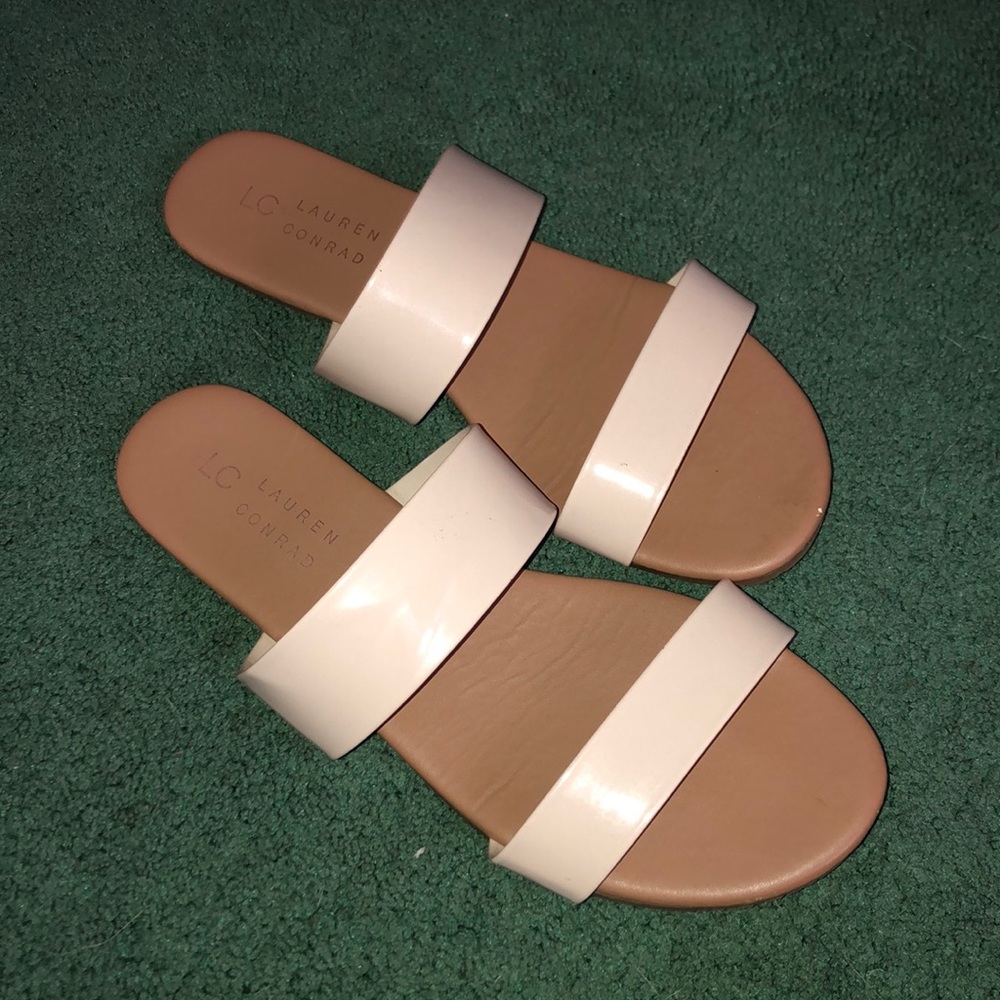 LC Lauren Conrad sandals